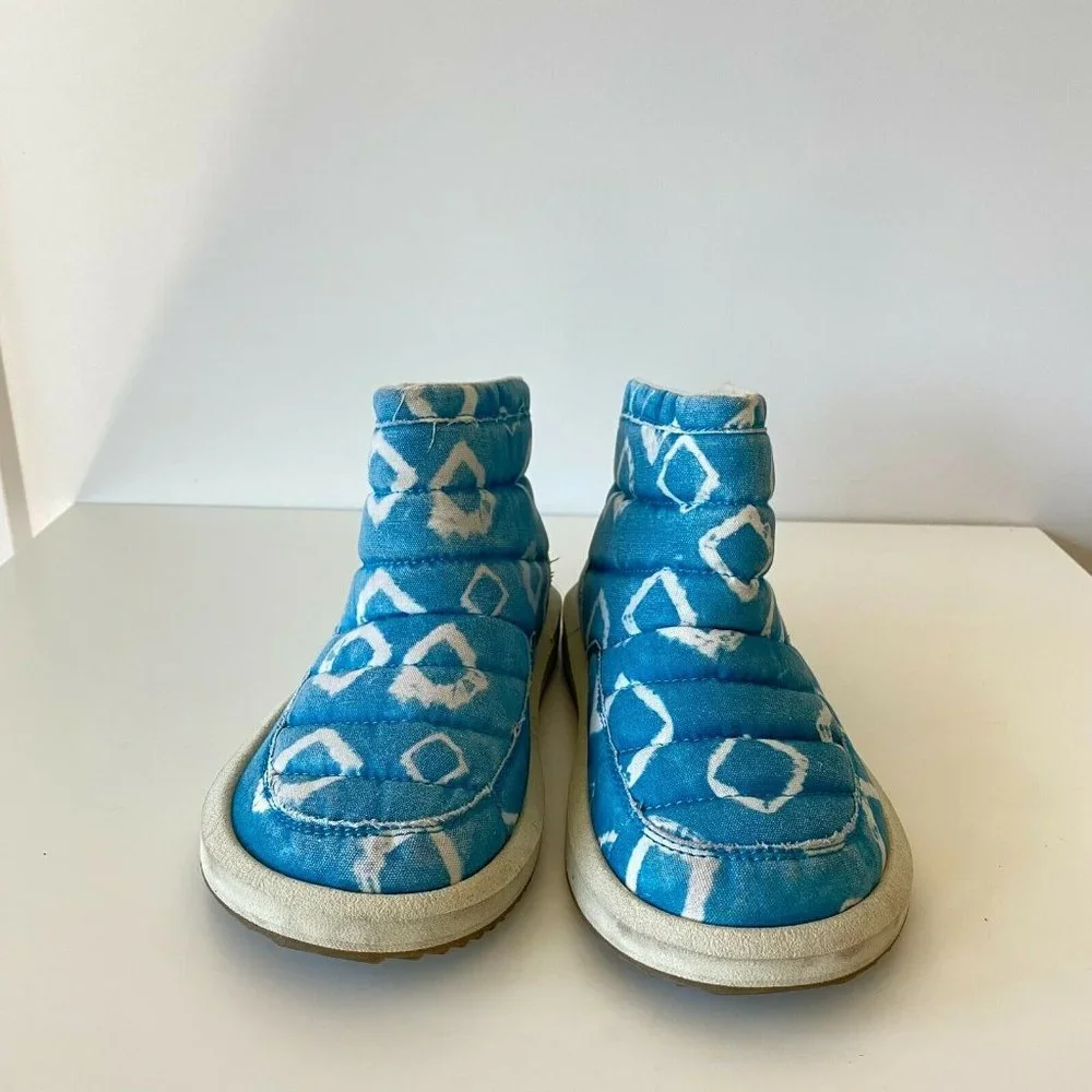 SANUK‎ Size 5 